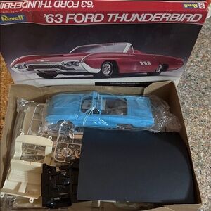 Revell '63 Ford Thunderbird Model Kit - Blue